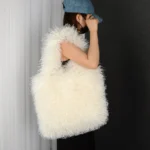 Women Tote Bags Faux Shearling Handbags Fur Casual Tote Solid Cell Phone Pocket Magnetic Buckle Elegant Soft 2025 Spring Autumn
